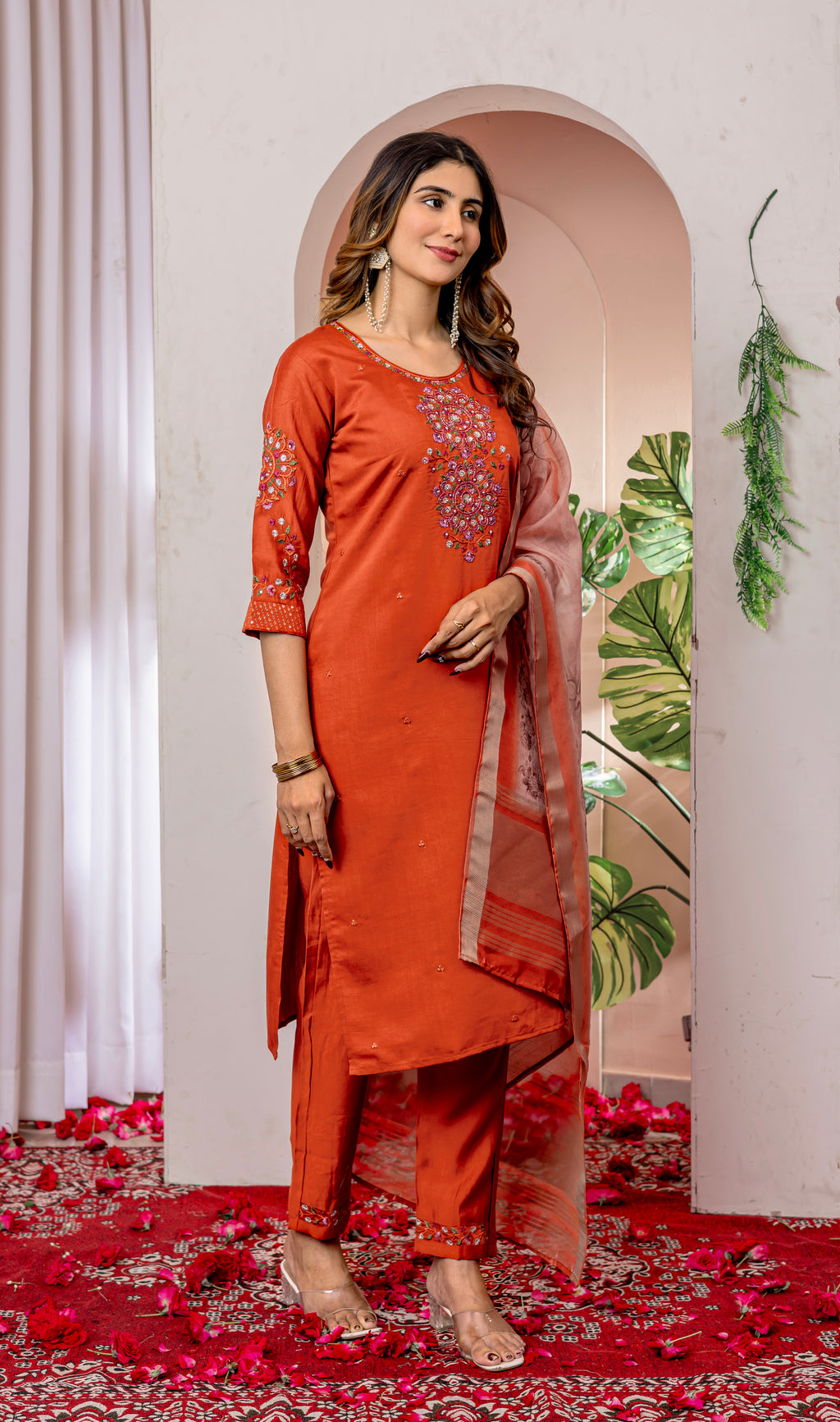 Graceful Straight Kurti Set with Chanderi Dupatta