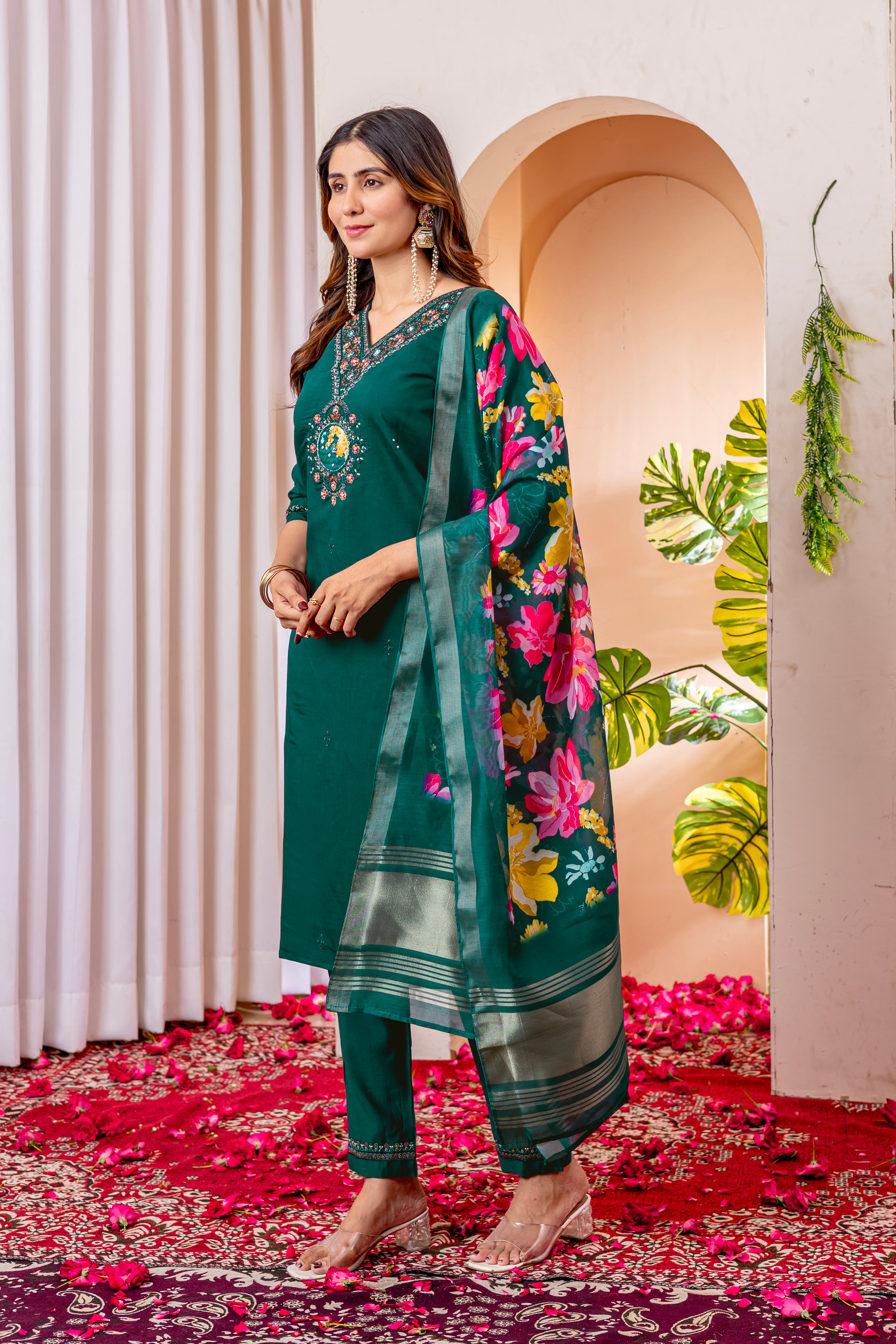 Simple & Beautiful Kurti