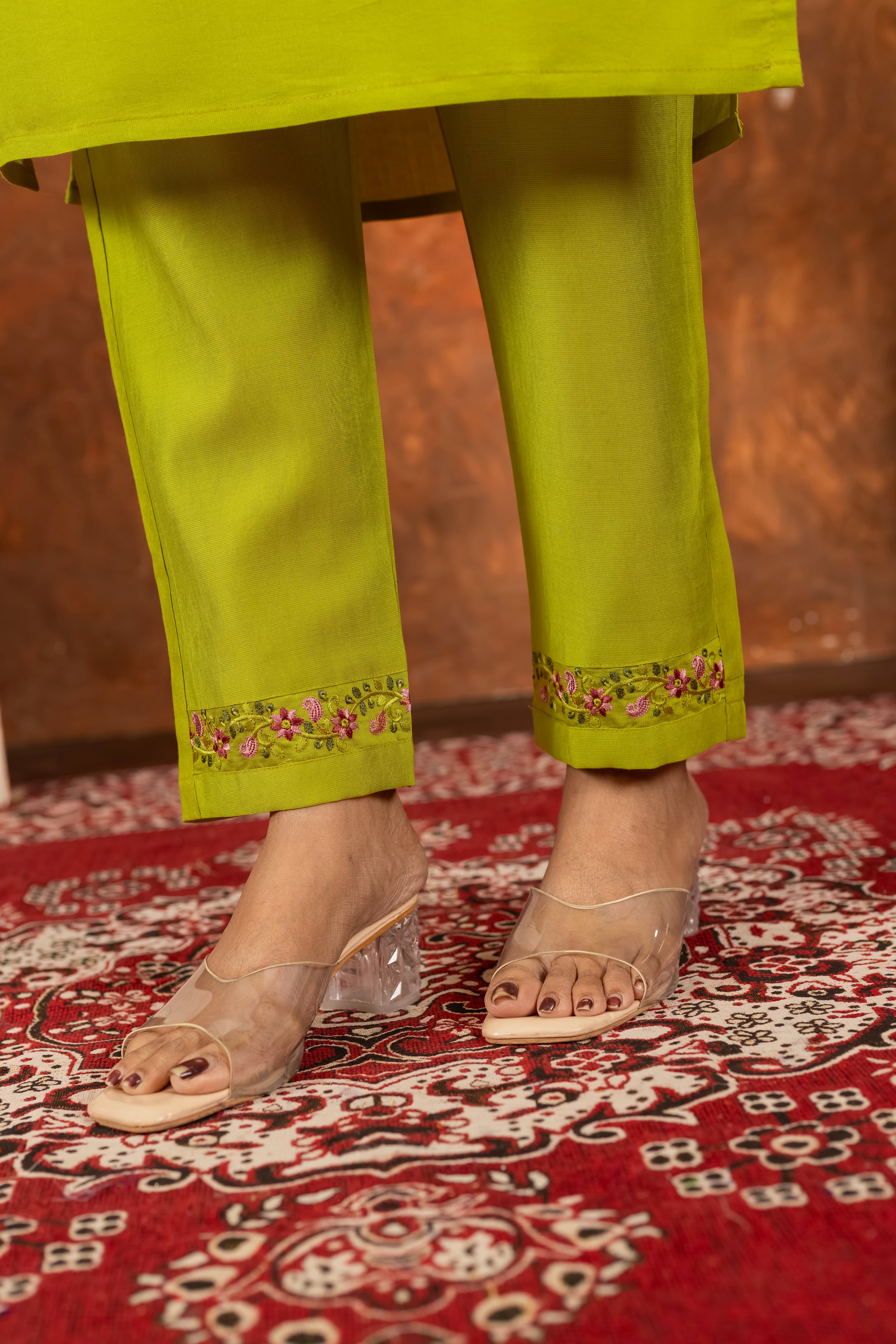 Elegant Straight Kurti Pant Dupatta Set