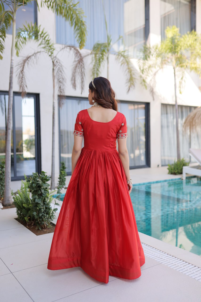 Sequins & Zari Embroidered Gown – Elegant Party & Festive Wear Gown