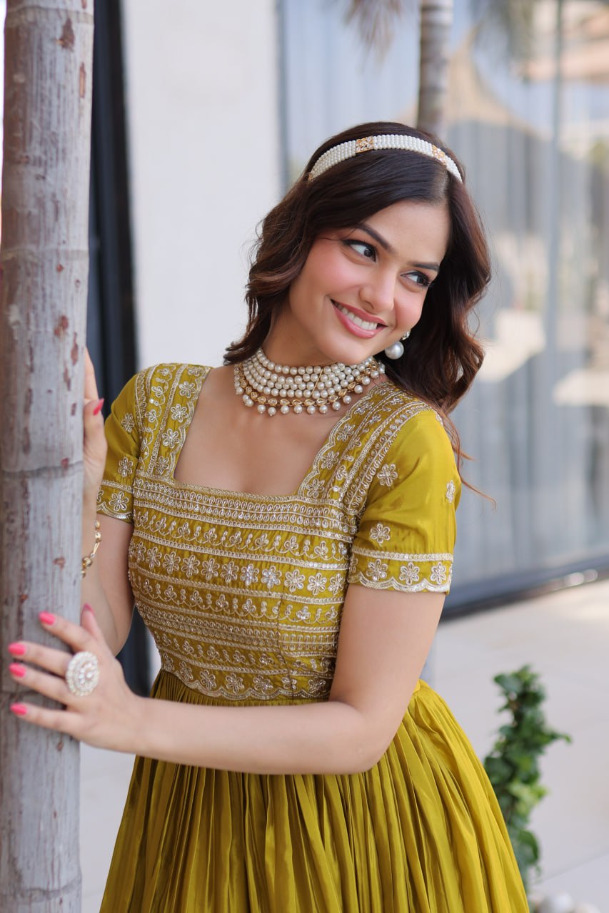 Sequins & Zari Embroidered Gown – Elegant Party & Festive Wear Gown