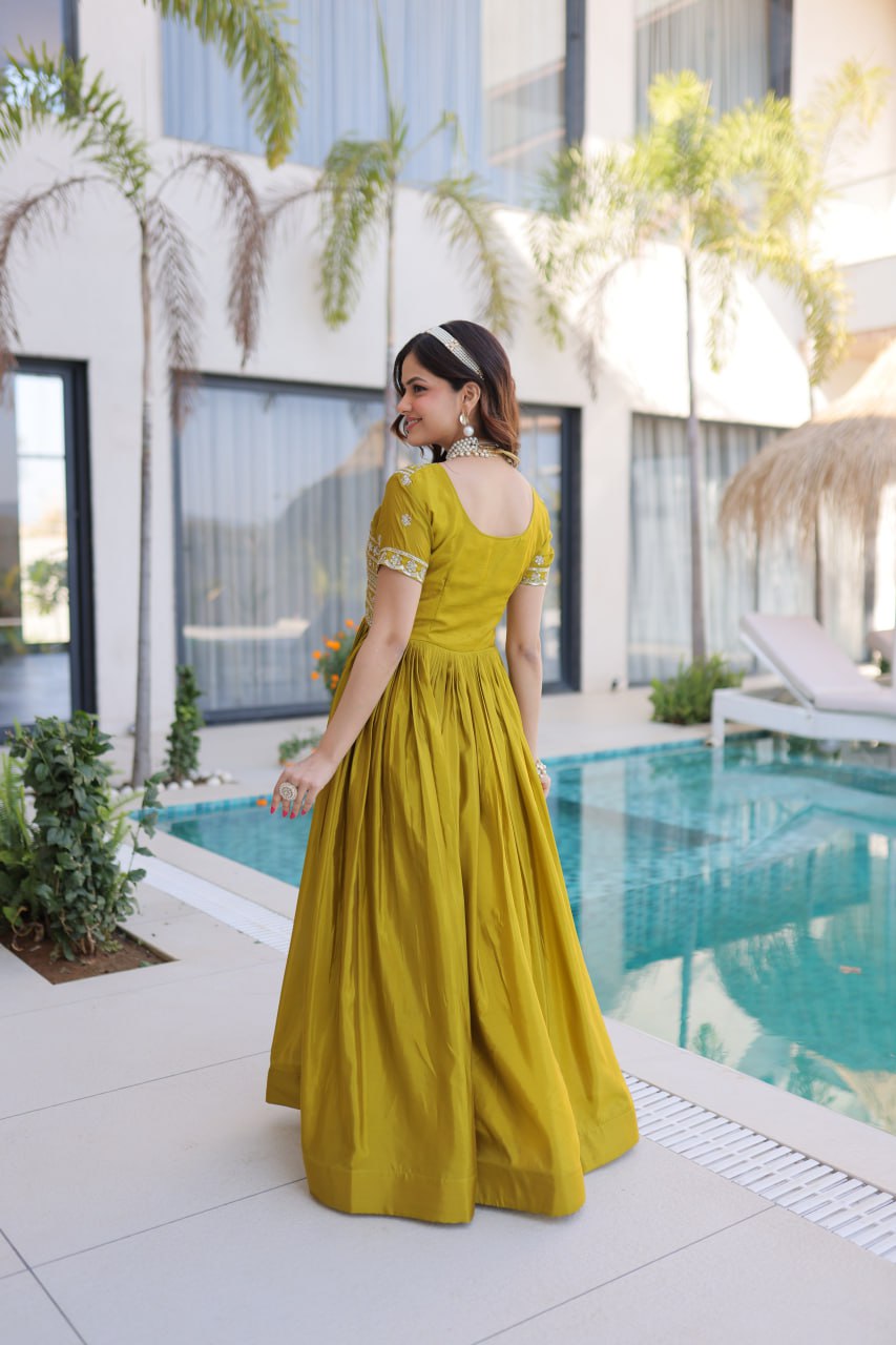 Sequins & Zari Embroidered Gown – Elegant Party & Festive Wear Gown