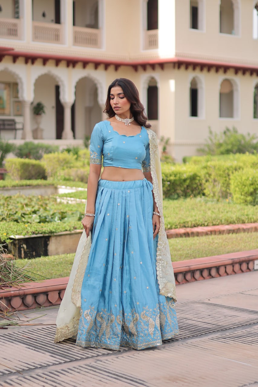 Elegant Gold Crush Lehenga Set with Zari & Sequins Embroidery