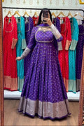 Jacquard Weaving Gown with Fox Georgette Dupatta