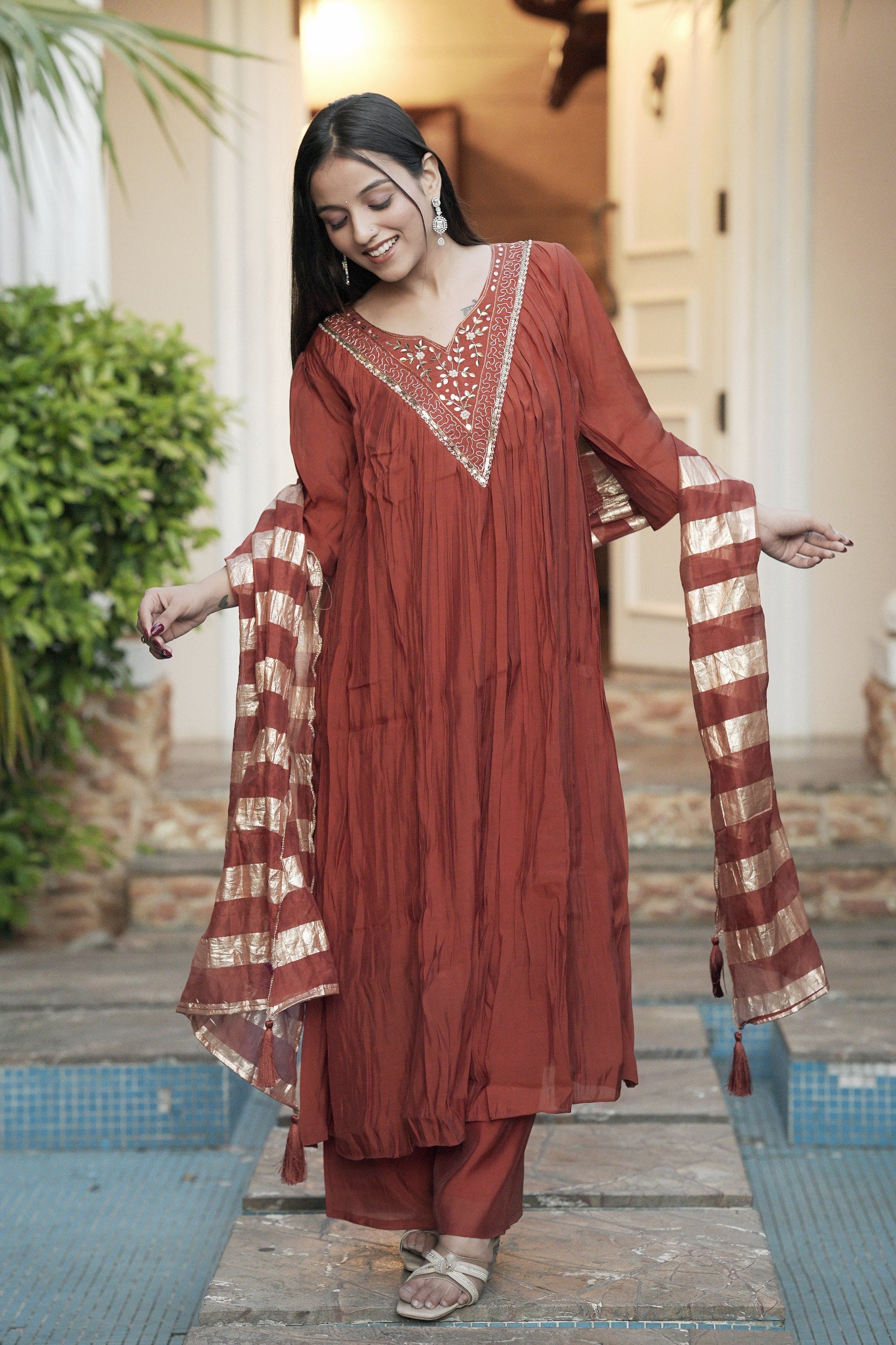 Elegant Mul Chanderi Suit Set